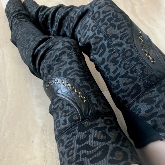 Trixy Xchange Accessories - Gray Fur Lined Leg Warmers Warm Leggings Fleece Thigh Highs Leopard Cheetah NEW